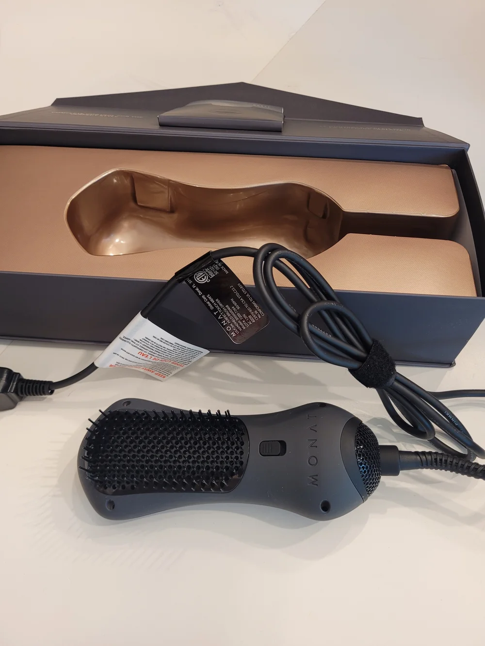 Monat Perfect Touch 2-in-1 Electric Hair Grooming Blow Dryer Brush